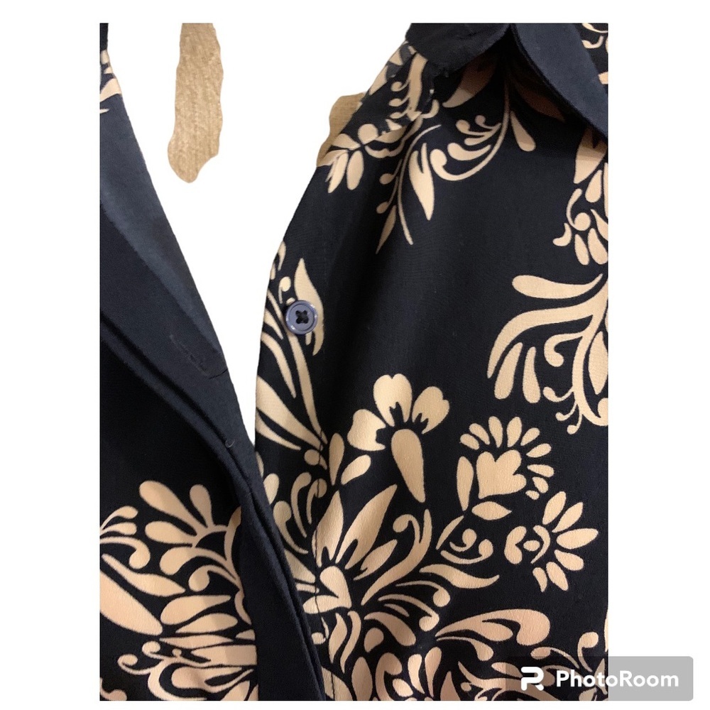 Loft, Medium, Collared Button Down Navy Blue & Wh… - image 2